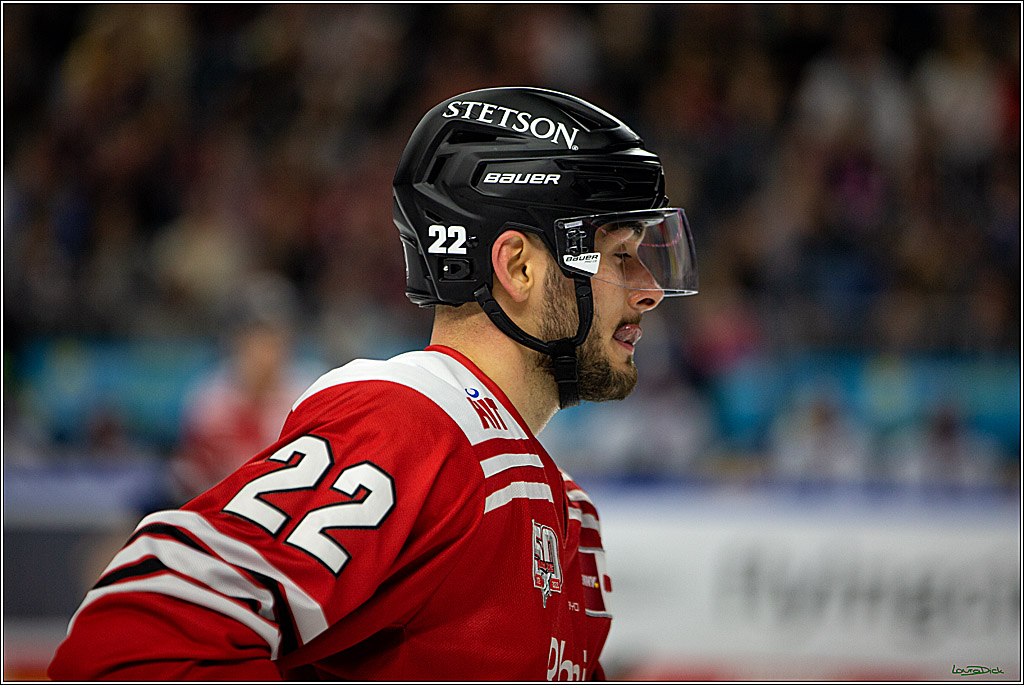 PENNY DEL; Koelner Haie- Straubing Tigers; Koeln, 09.10.2022